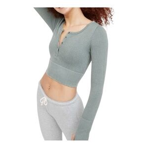 Aerie Offline Waffle Crop Top Henley Long Sleeve Shirt Size Medium Sage Green
